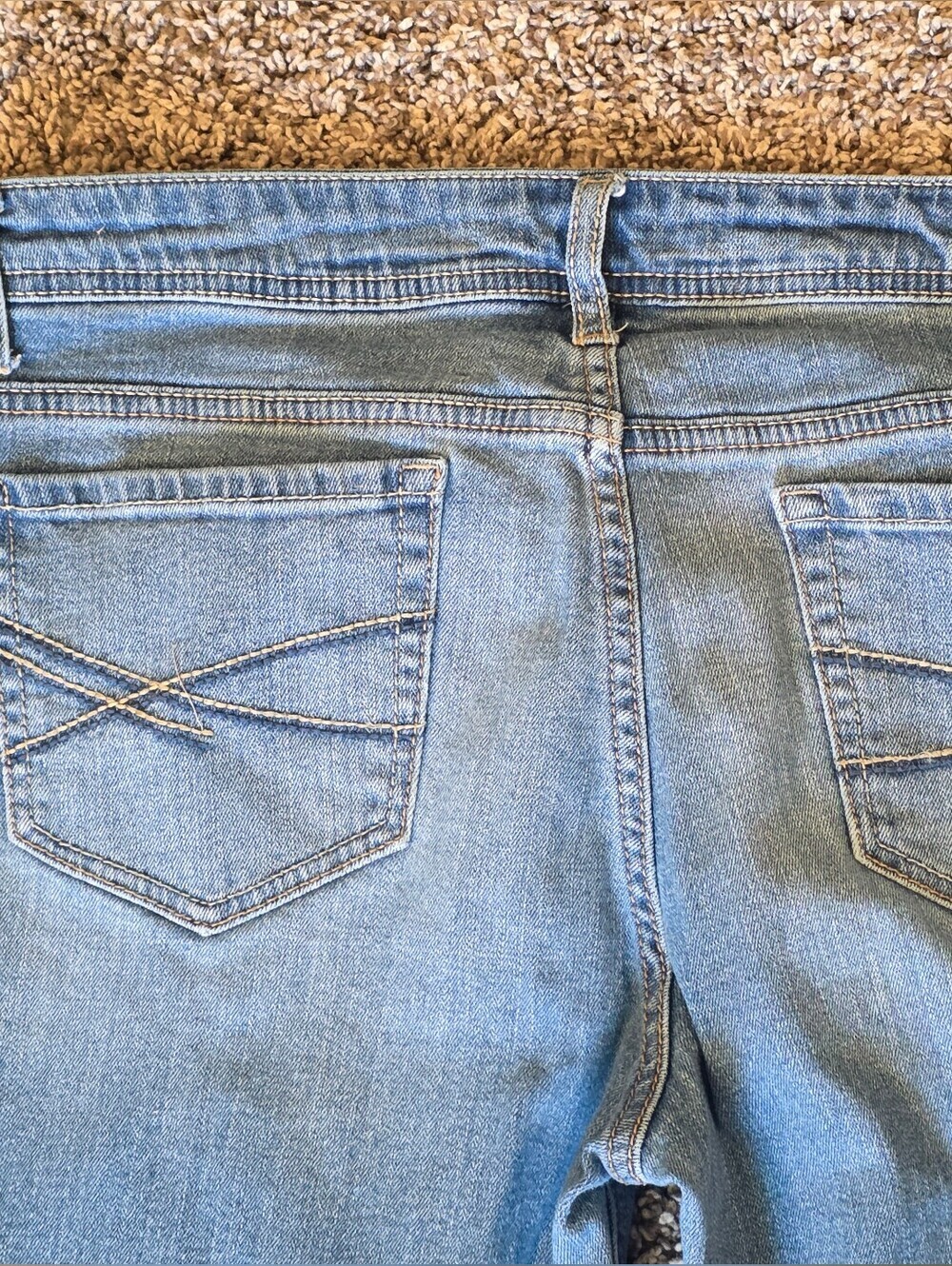 Aeropostale Women's Light Wash Chelsea Boot Cut Jeans Sz 10R - Picture 2 of 5